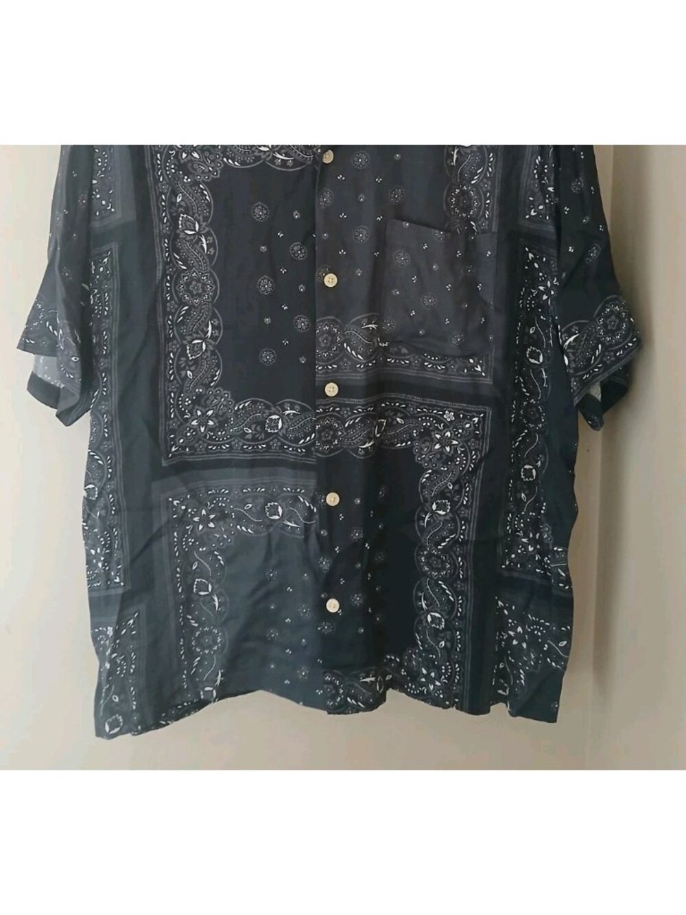AllSaints Tikal Relaxed Fit Bandana Print Shirt8 - Picture 4 of 9
